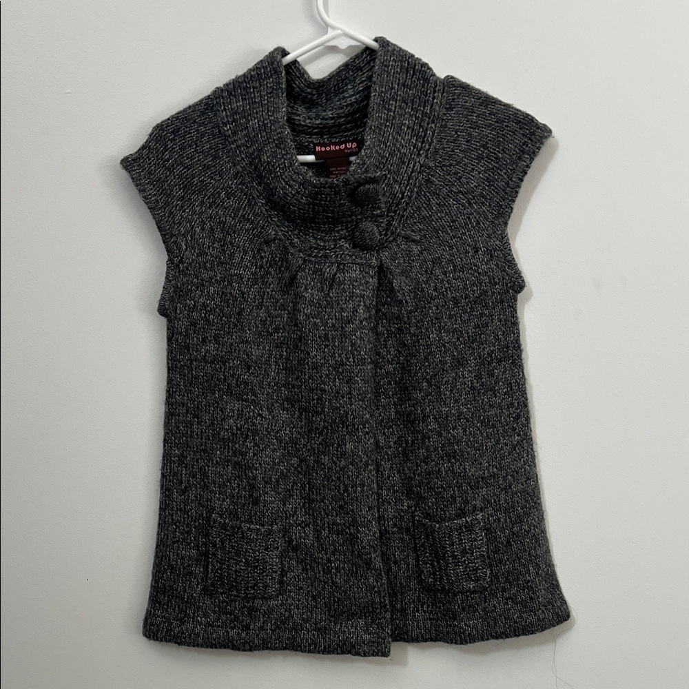 Hooked Up by IOT Gray Sweater Vest